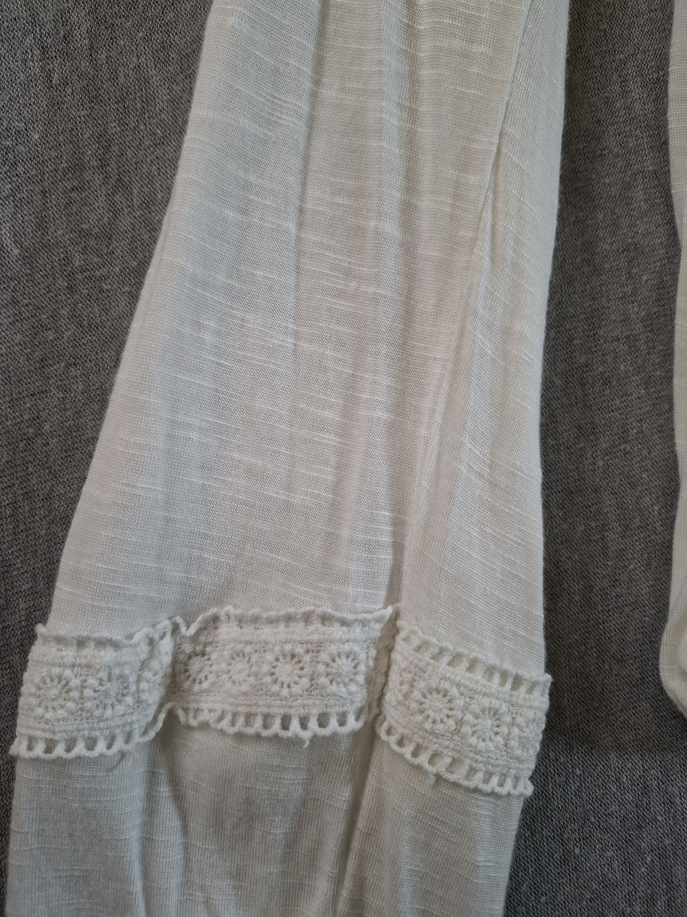 American Rag Women Size XL Cream Lace Peasant Blouse - Picture 3 of 8